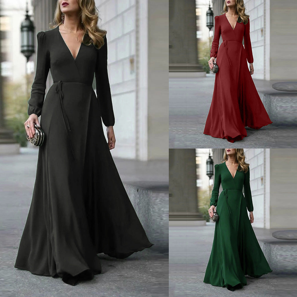 Vestido Longo com Corte Evasê e Decote em V - Veron&Co