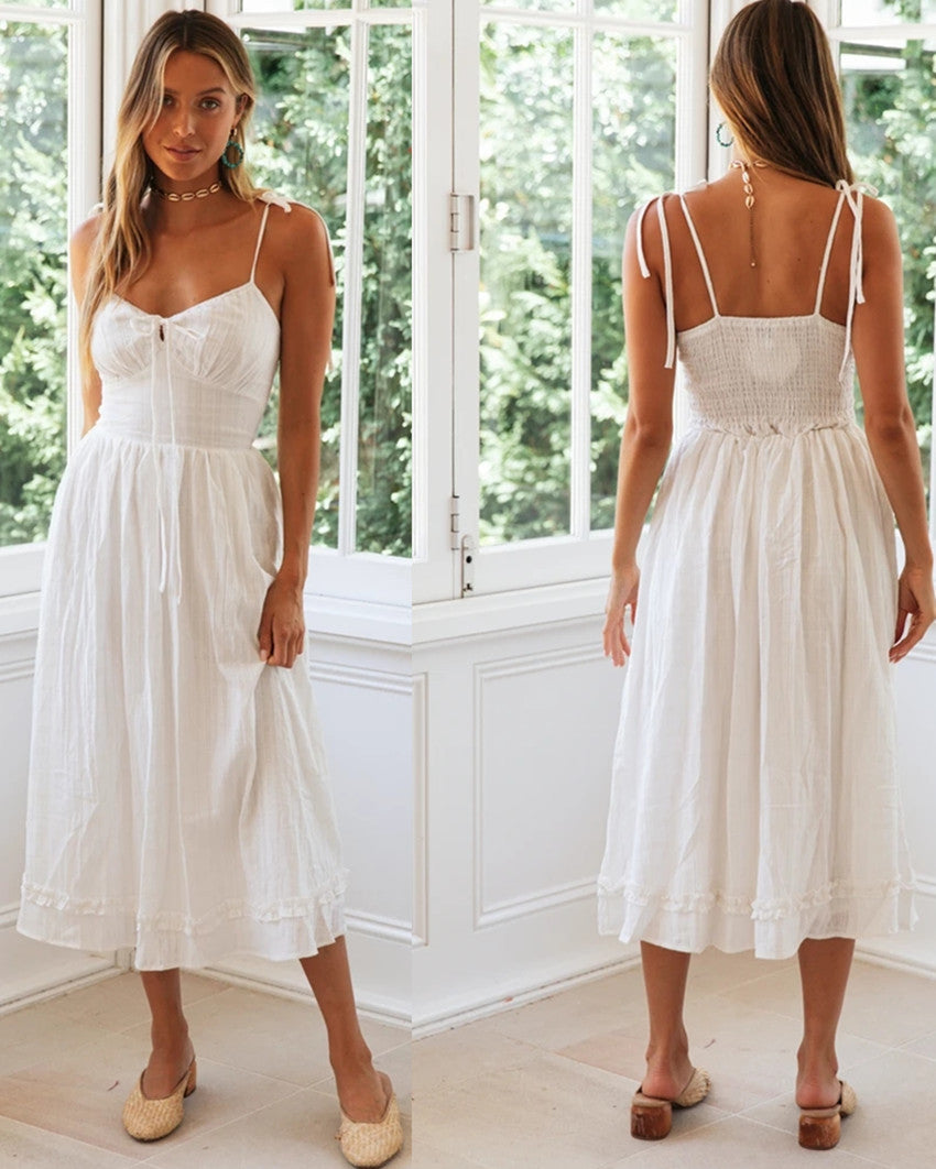 Vestido com Corte Evasê e Alças Finas - Veron&Co