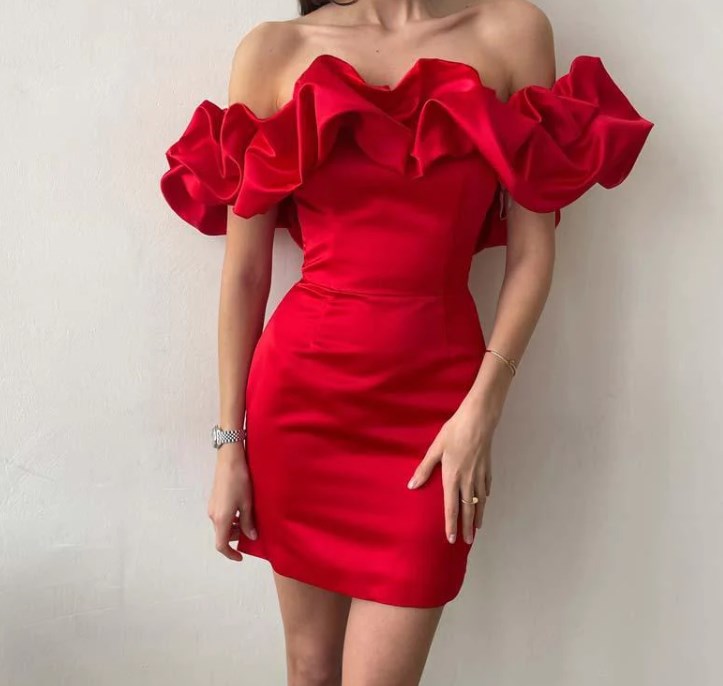Vestido com Folhos e Pregas - Veron&Co