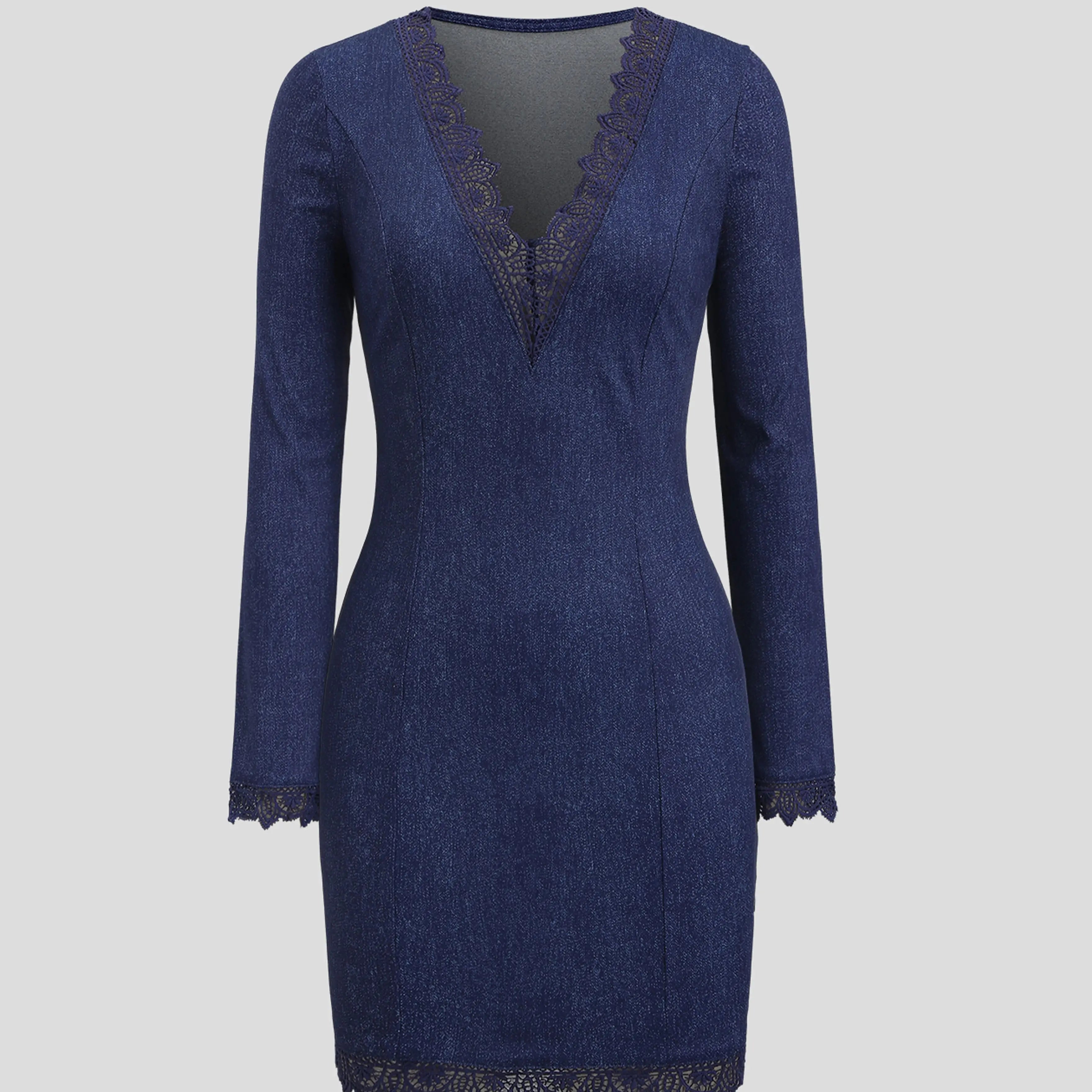 Vestido em Ganga com Renda e Manga Comprida - Veron&Co