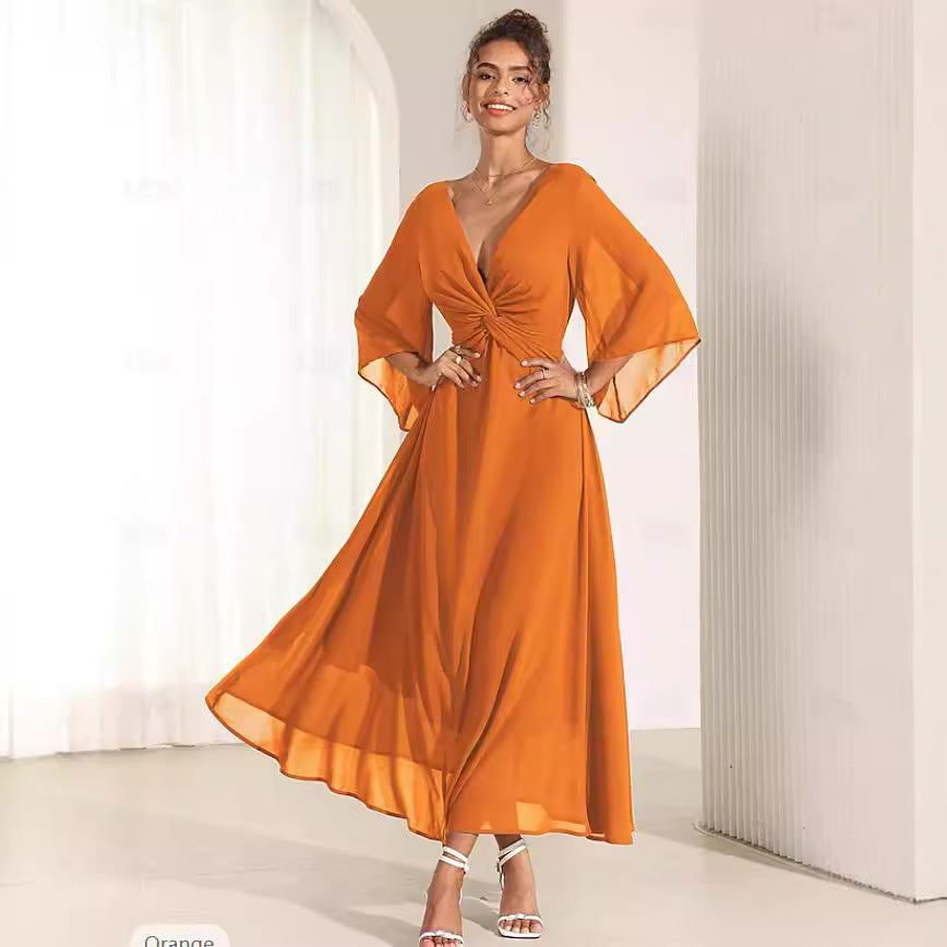 Vestido Longo com Decote em V e Manga Evasê - Veron&Co