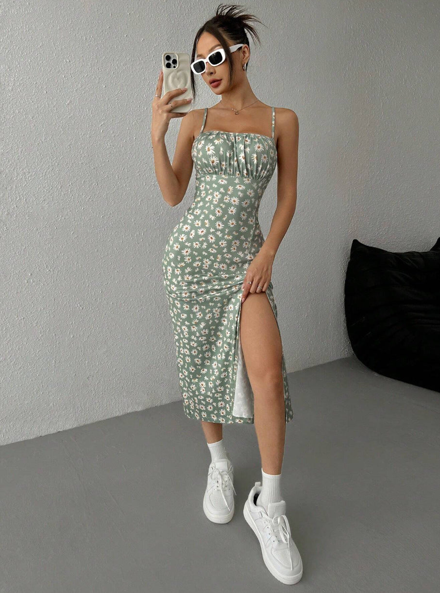 Vestido Midi com Abertura Lateral e Corte Justo - Veron&Co