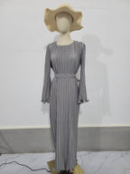 Vestido Longo com Pregas e Manga Sino - Veron&Co