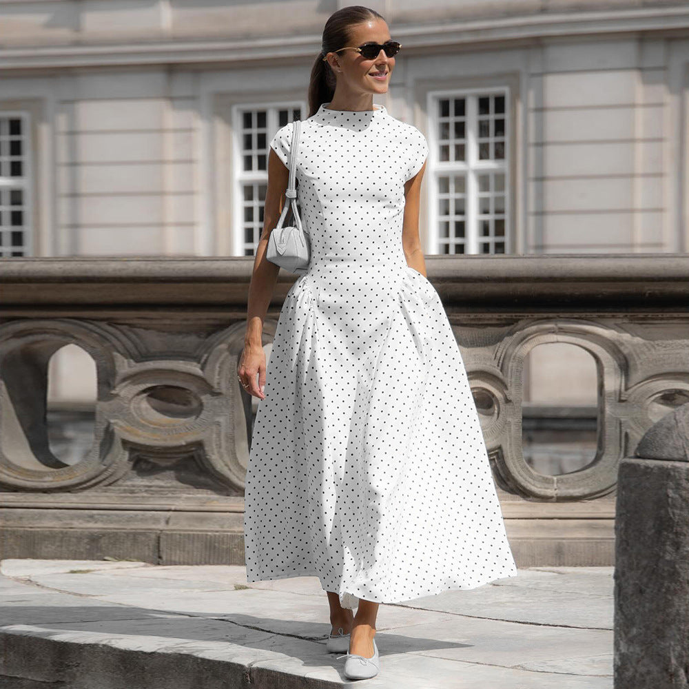 Vestido com Inspiração Cheongsam e Corte Justo - Veron&Co