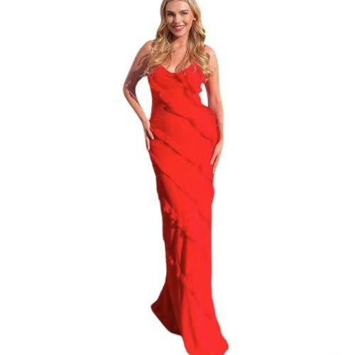 Vestido com Costas Nuas e Abertura Lateral - Veron&Co