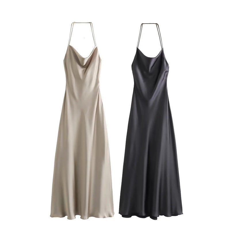 Vestido em Cetim com Costas Nuas - Veron&Co