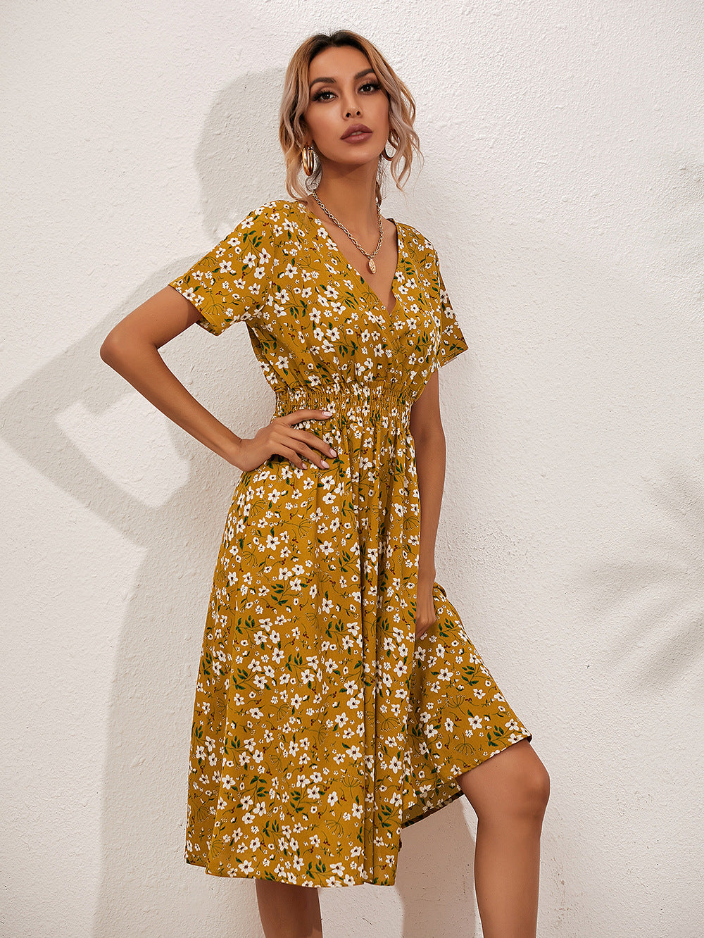 Vestido com Estampado Floral e Estampado - Veron&Co