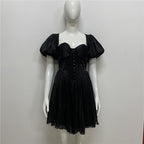 Vestido com Pregas e Corte Justo - Veron&Co