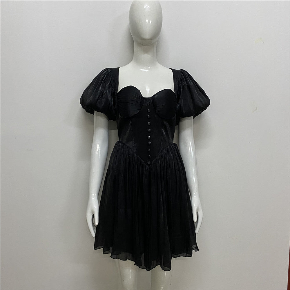 Vestido com Pregas e Corte Justo - Veron&Co