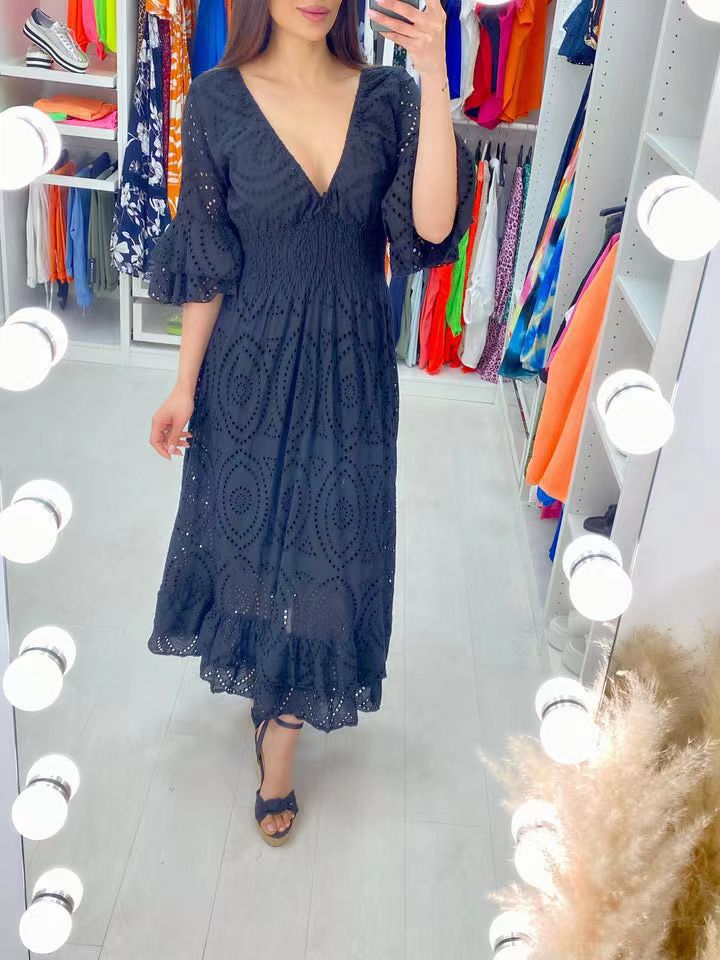 Vestido com Decote em V - Veron&Co