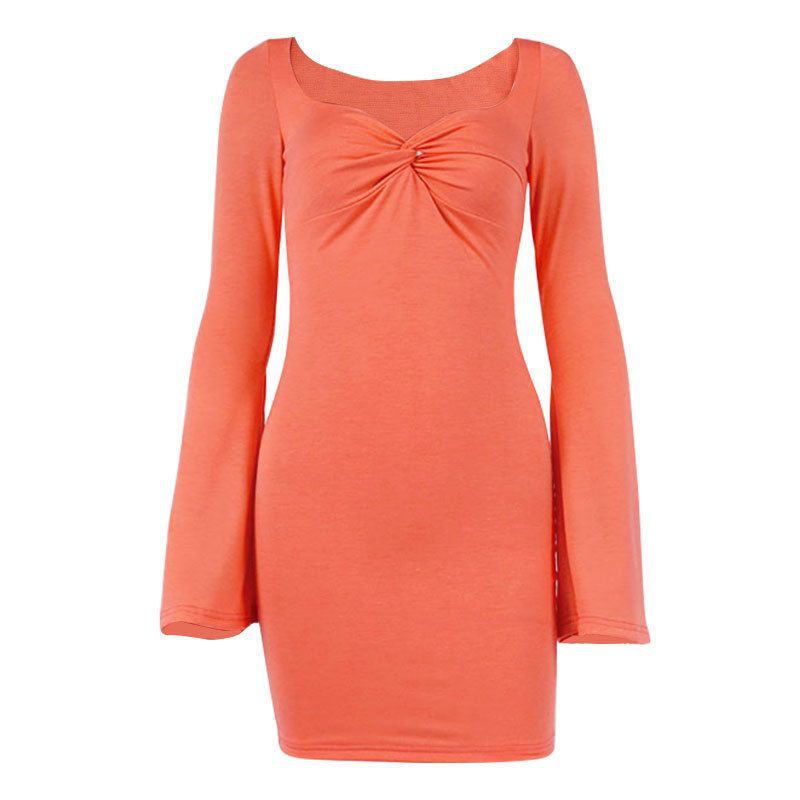 Vestido com Decote Quadrado e Manga Evasê - Veron&Co