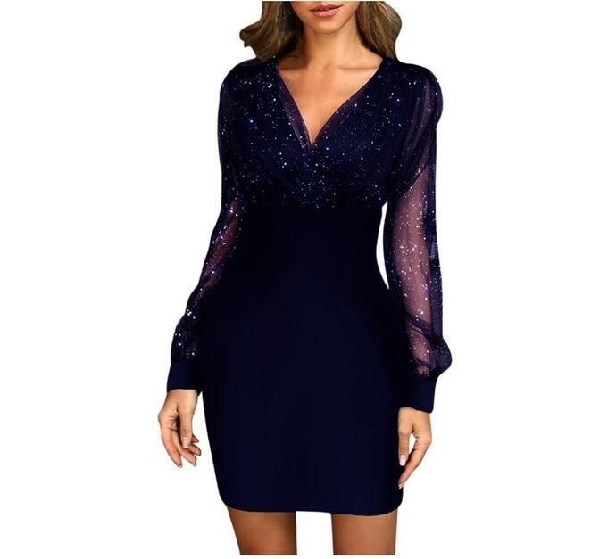 Vestido em Tule com Aplicações Metalizadas e Decote em V - Veron&Co