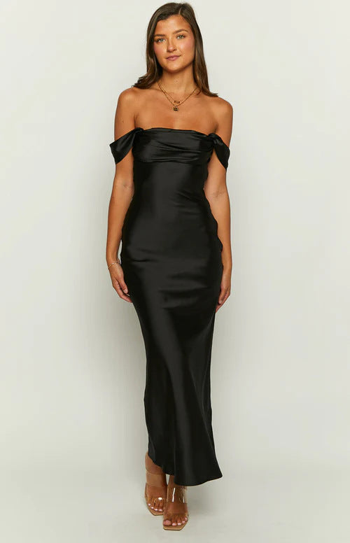 Vestido Longo em Cetim com Costas Nuas e Um Só Ombro - Veron&Co