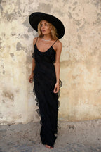 Vestido com Costas Nuas e Abertura Lateral - Veron&Co