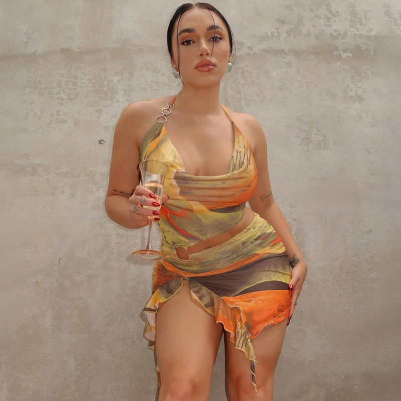 Vestido em Renda com Estampado e Costas Nuas - Veron&Co