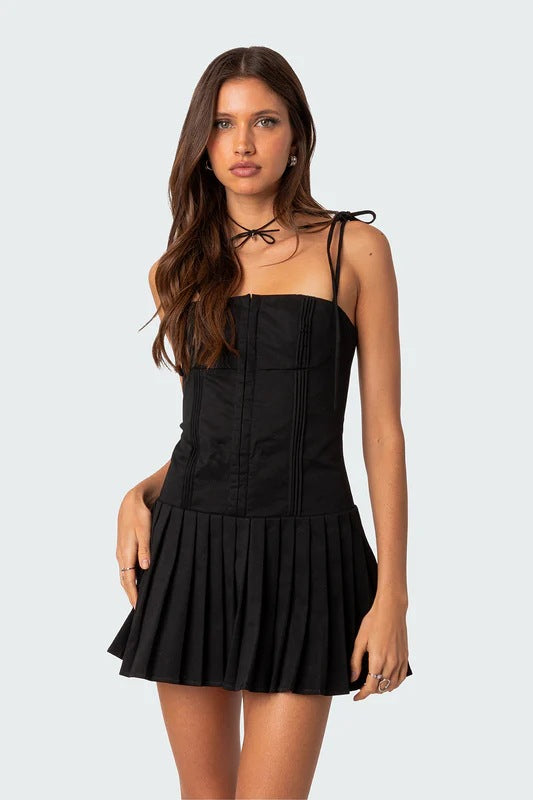 Vestido com Pregas e Corte Justo - Veron&Co