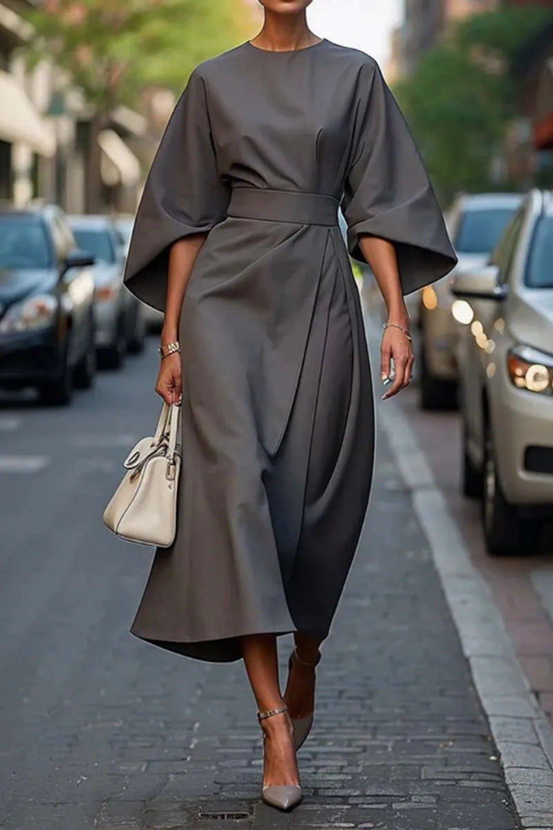 Vestido Longo com Marcação de Cintura e Manga Morcego - Veron&Co