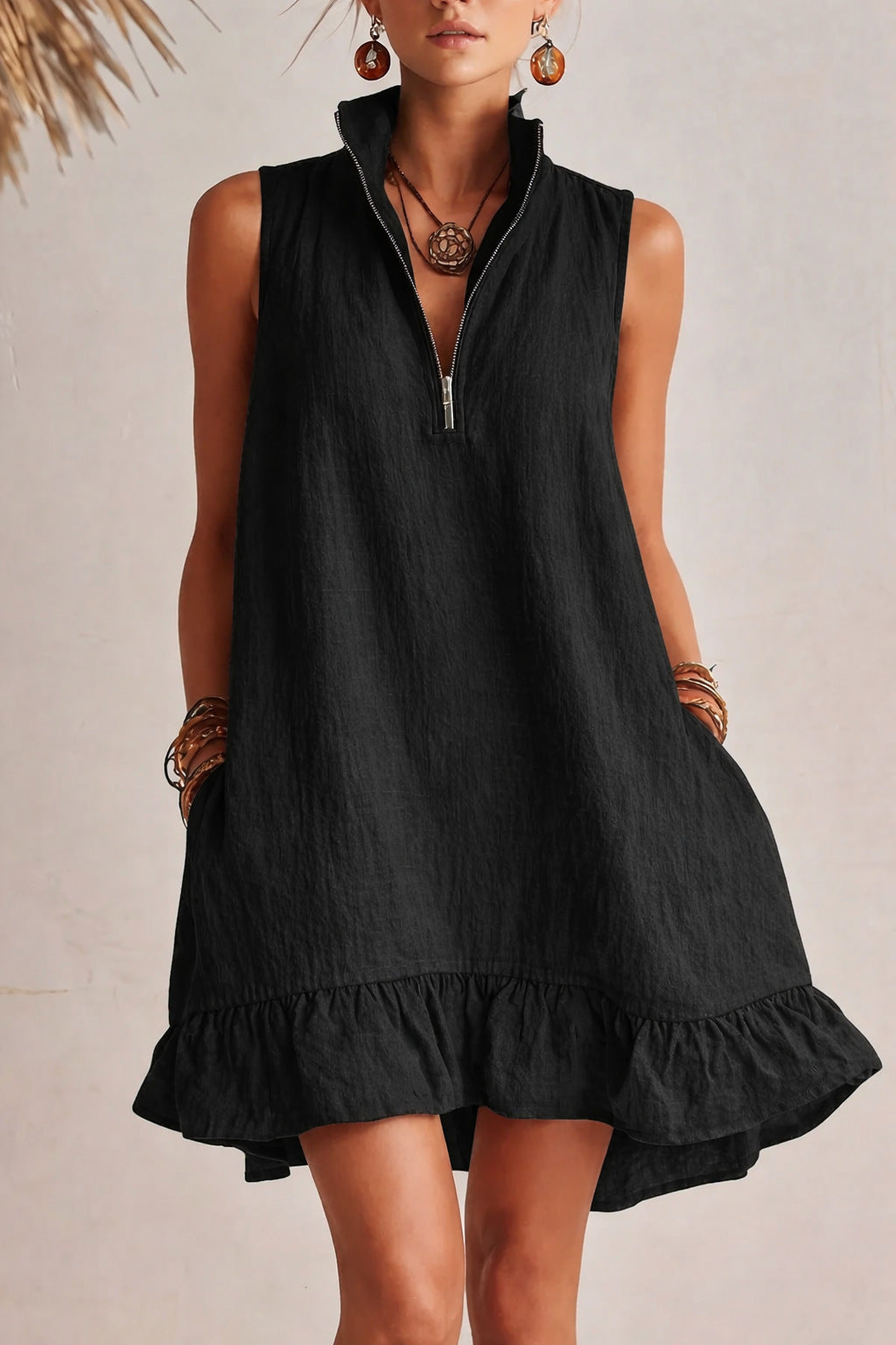 Vestido em Algodão com Decote em V e Sem Mangas - Veron&Co