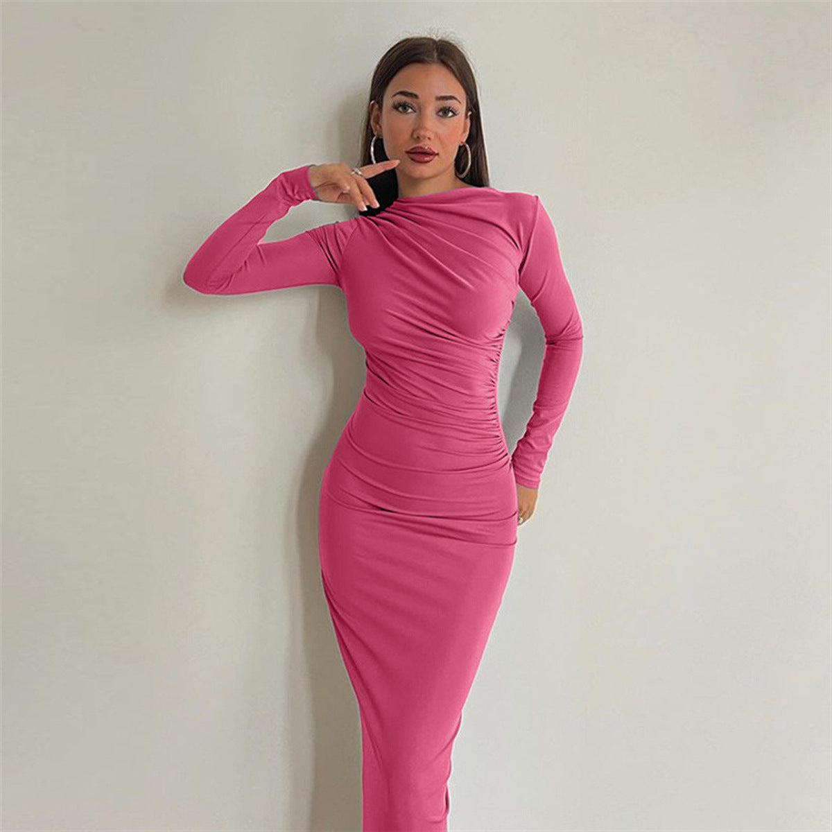 Vestido com Decote Redondo e Manga Comprida - Veron&Co