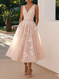 Vestido com Estampado e Decote em V - Veron&Co