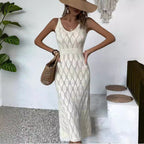 Vestido Longo em Malha com Recortes Vazados e Costas Nuas - Veron&Co