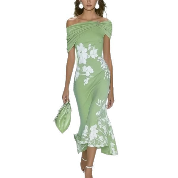 Vestido com Estampado e Ombros Descobertos - Veron&Co