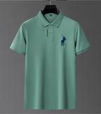 Polo Bordado Business Veron&Co, em uso
