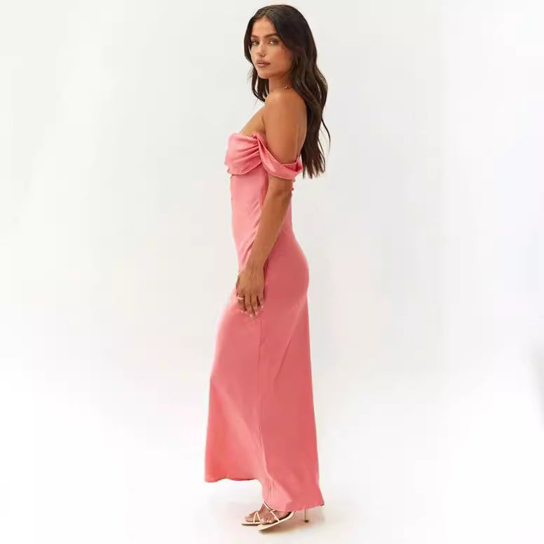 Vestido Longo em Cetim com Costas Nuas e Um Só Ombro - Veron&Co