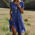 Vestido com Decote Redondo - Veron&Co