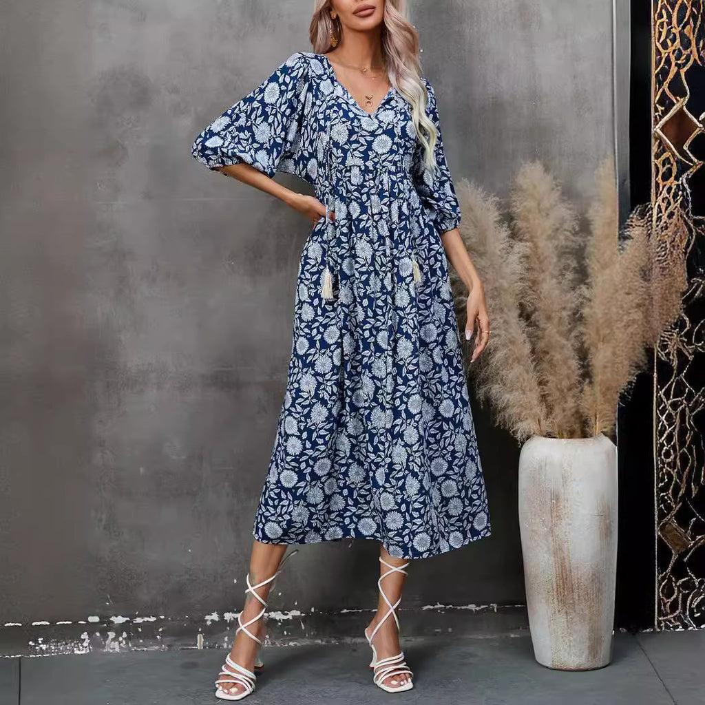 Vestido em Rayon com Decote em V e Manga Curta - Veron&Co