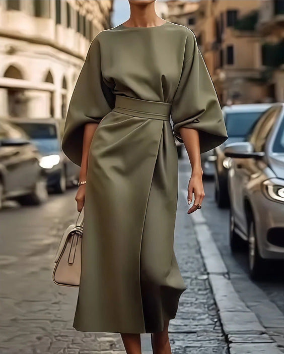 Vestido Longo com Marcação de Cintura e Manga Morcego - Veron&Co