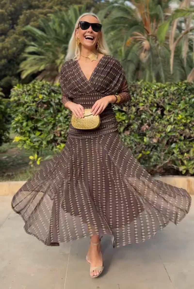 Vestido em Tule com Estampado - Veron&Co