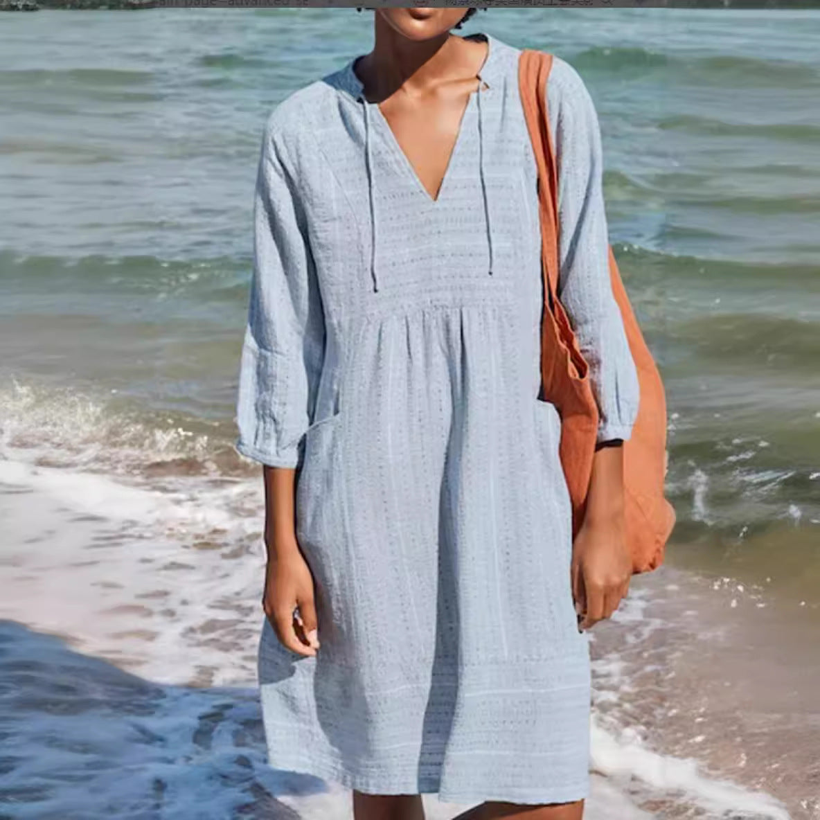 Vestido em Algodão e Linho com Decote em V - Veron&Co