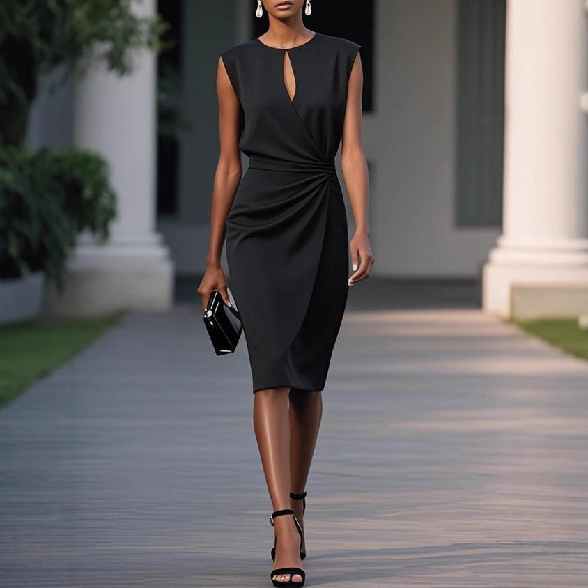 Vestido com Inspiração Vintage e Recortes Vazados - Veron&Co