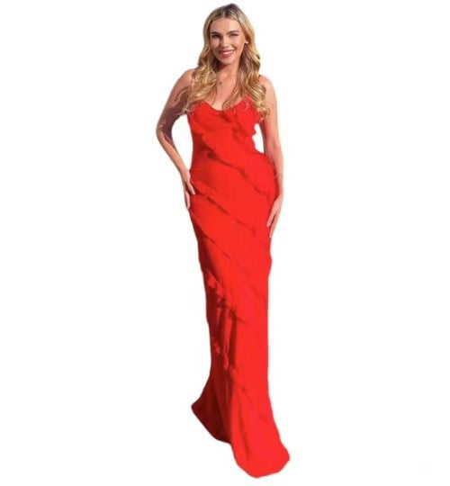 Vestido com Costas Nuas e Abertura Lateral - Veron&Co