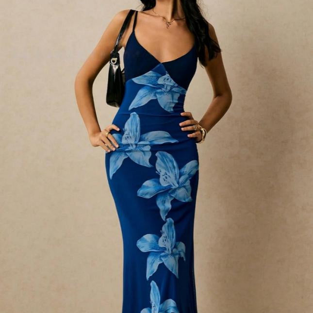 Vestido com Corte Sereia e Estampado - Veron&Co