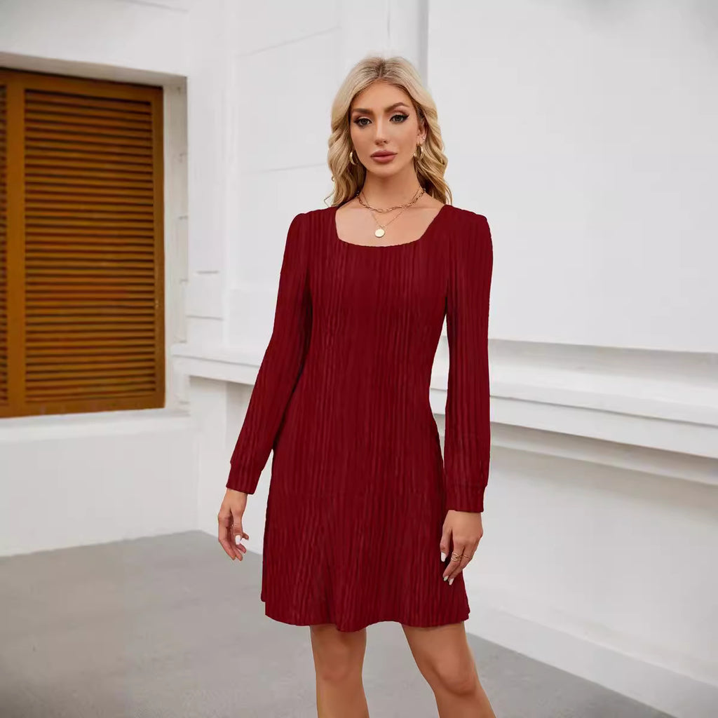 Vestido com Decote Quadrado - Veron&Co