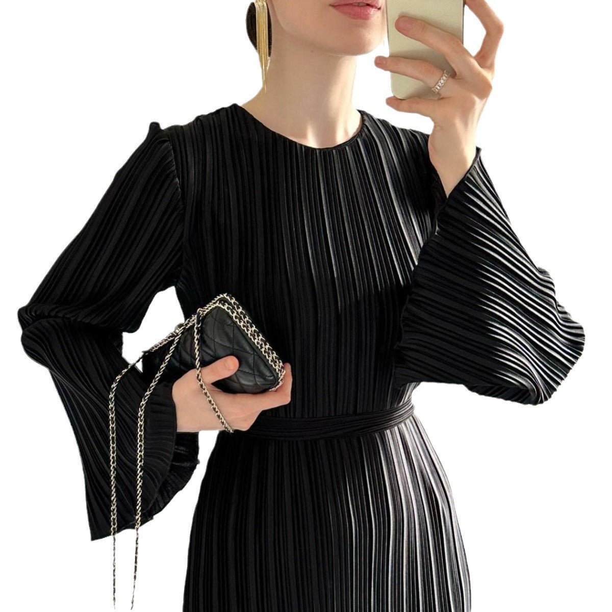 Vestido Longo com Pregas e Manga Sino - Veron&Co