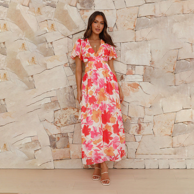 Vestido com Estampado Floral e Corte Evasê - Veron&Co