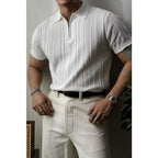 Polo Tricot com Fecho e Riscas Verticais Veron&Co, vista frontal