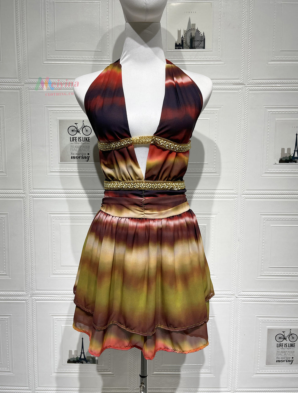Vestido com Costas Nuas e Estampado - Veron&Co