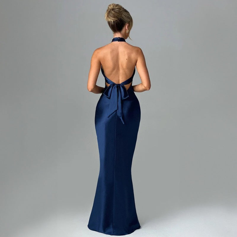 Vestido em Cetim com Costas Nuas e Sem Mangas - Veron&Co