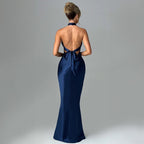 Vestido em Cetim com Costas Nuas e Sem Mangas - Veron&Co