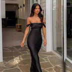 Vestido Longo em Cetim com Costas Nuas e Um Só Ombro - Veron&Co