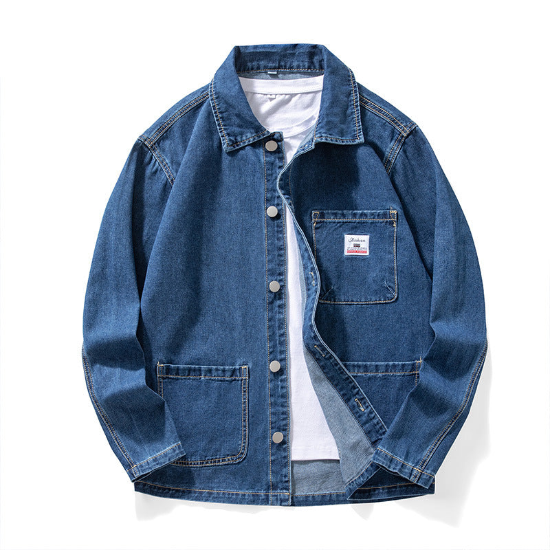 Camisa de Ganga Oversized Lavada Veron&Co, em uso