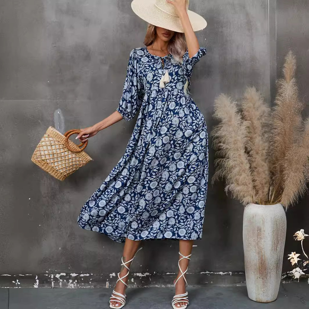 Vestido em Rayon com Decote em V e Manga Curta - Veron&Co
