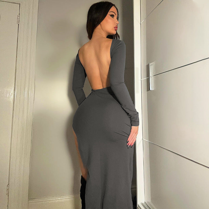 Vestido com Costas Nuas e Abertura Lateral - Veron&Co