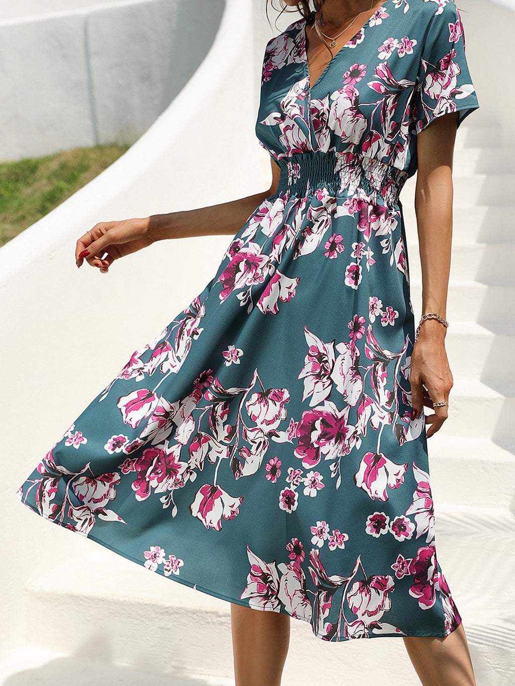Vestido com Estampado Floral e Estampado - Veron&Co