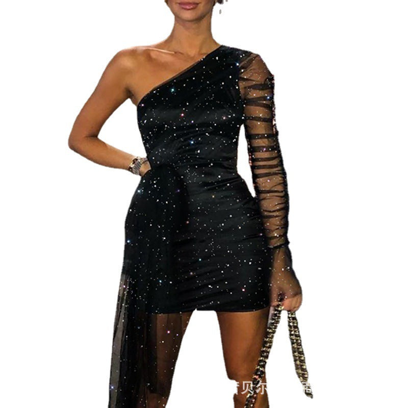 Vestido em Tule com Pregas e Um Só Ombro - Veron&Co