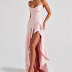 Vestido com Costas Nuas e Folhos - Veron&Co